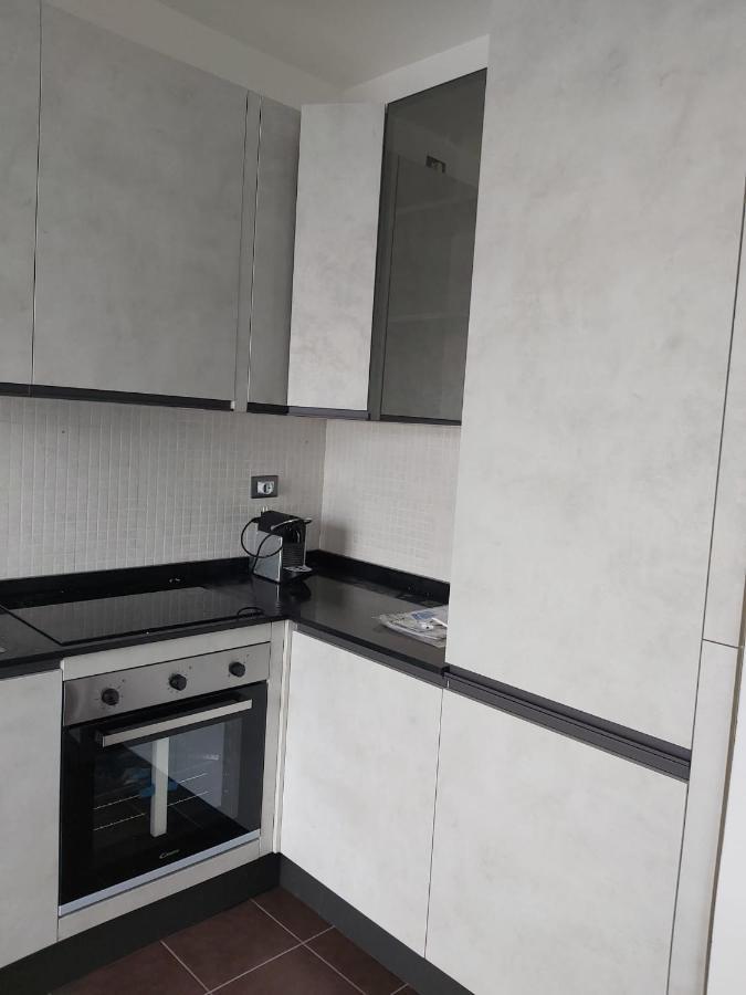 Milano Santa Giulia Business Apartment - Olimpiadi 26 Eksteriør billede