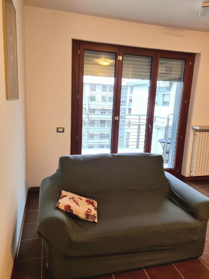 Milano Santa Giulia Business Apartment - Olimpiadi 26 Eksteriør billede